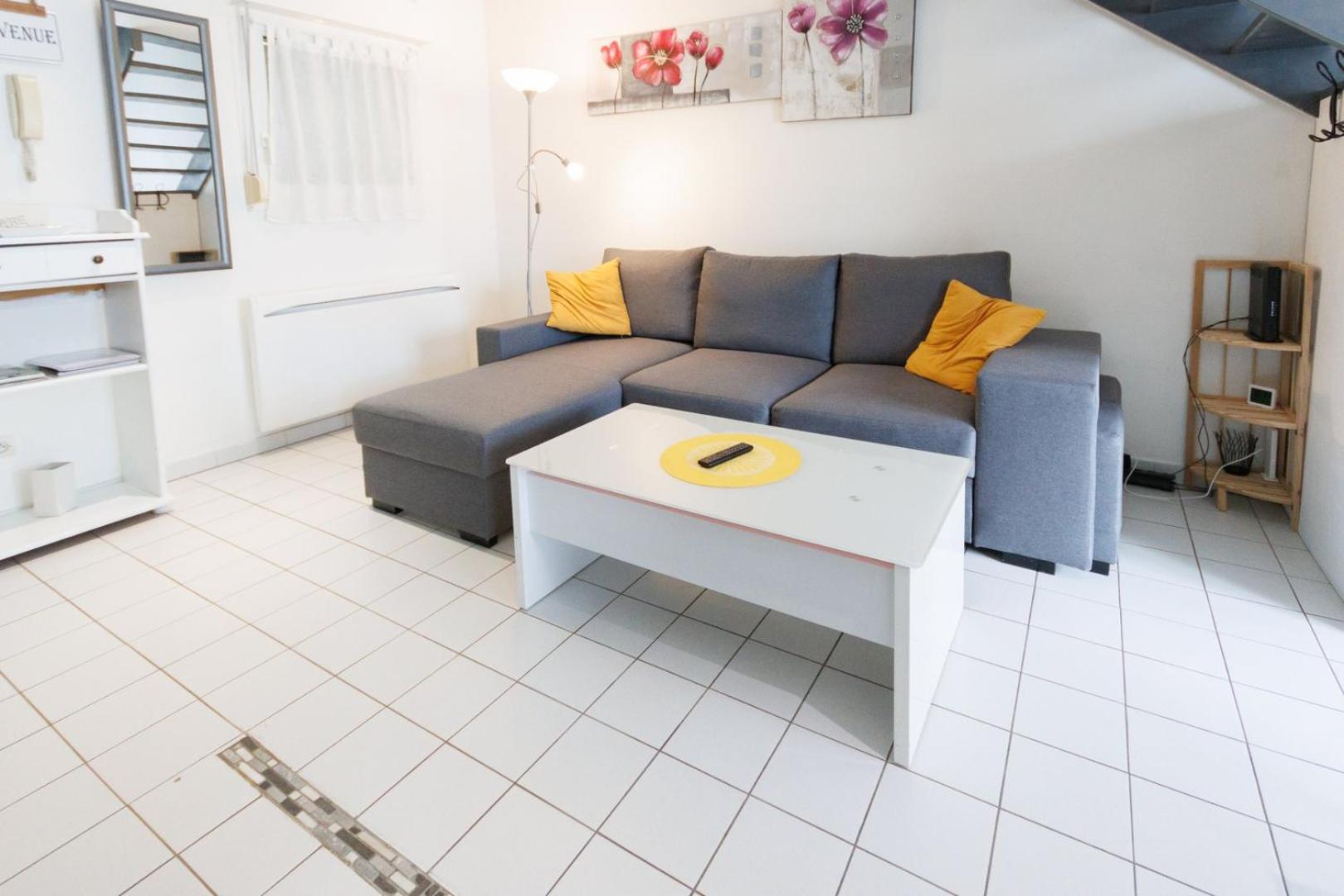 Le Duplex Preize Chez Stephane Et Sabrina Troyes Esterno foto
